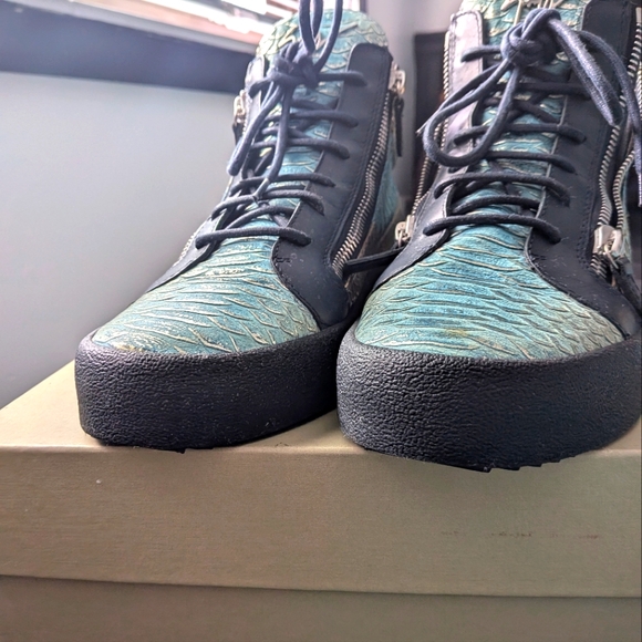 Giuseppe Men's Blue-Teal-Silver High-top Sneakers In PRESTINE CONDITION! - Picture 6 of 14